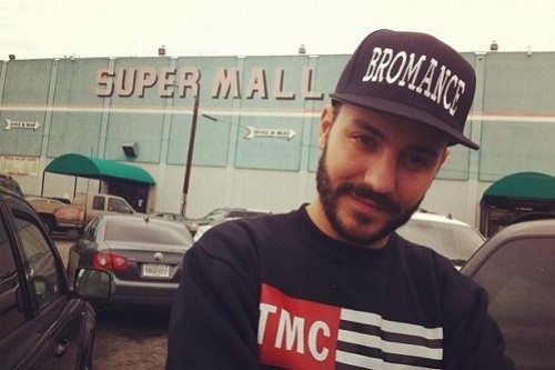 Brodinski Feat. Theophilus London – Give Me Back The Night